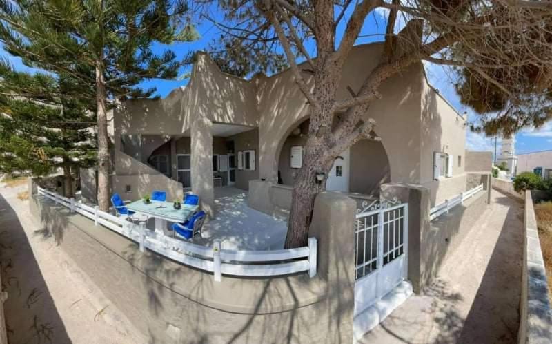 Sabbia Calda 7 Apartment Perissa  Ngoại thất bức ảnh
